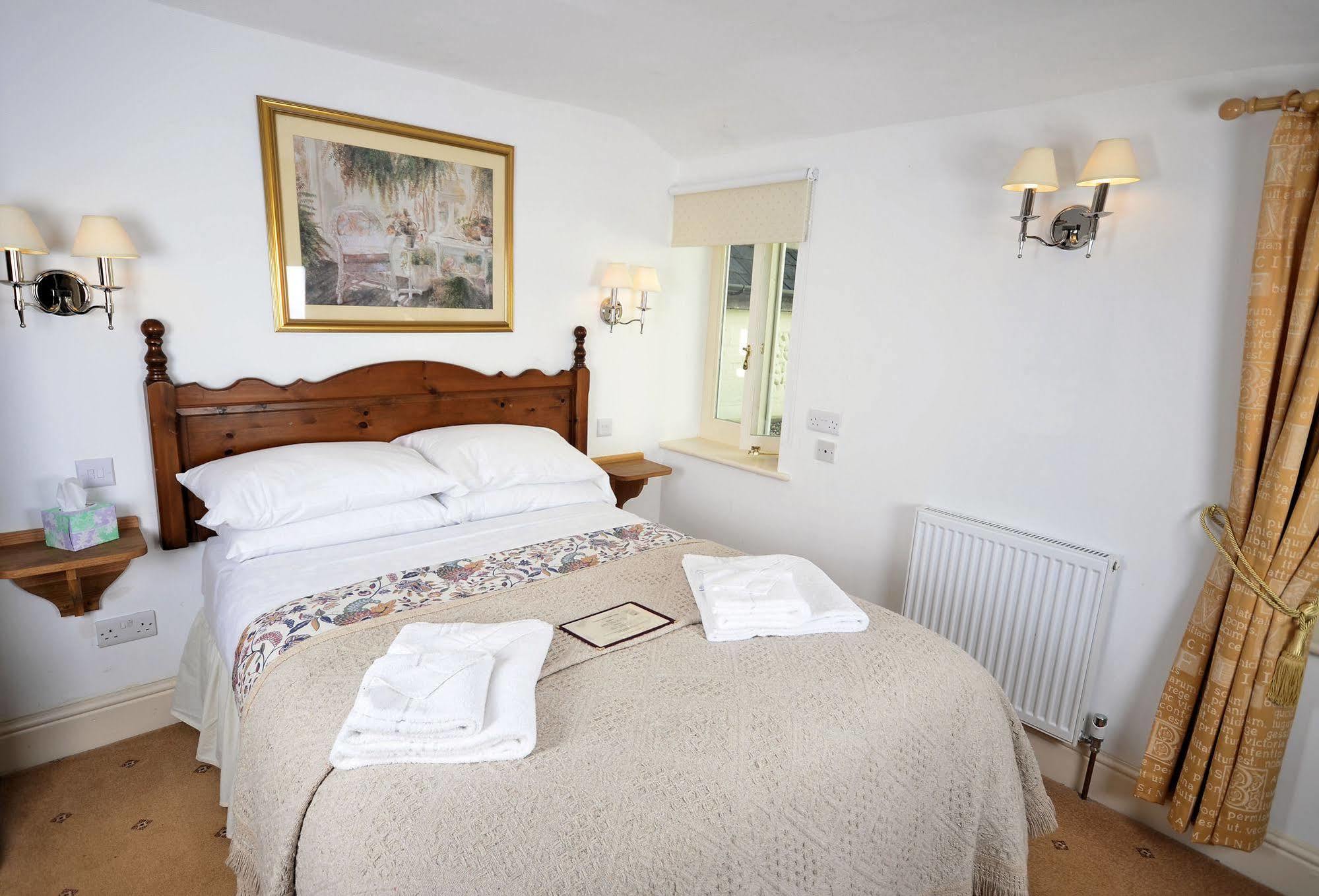 The Abbey Hotel & Apartments Bury St. Edmunds Extérieur photo
