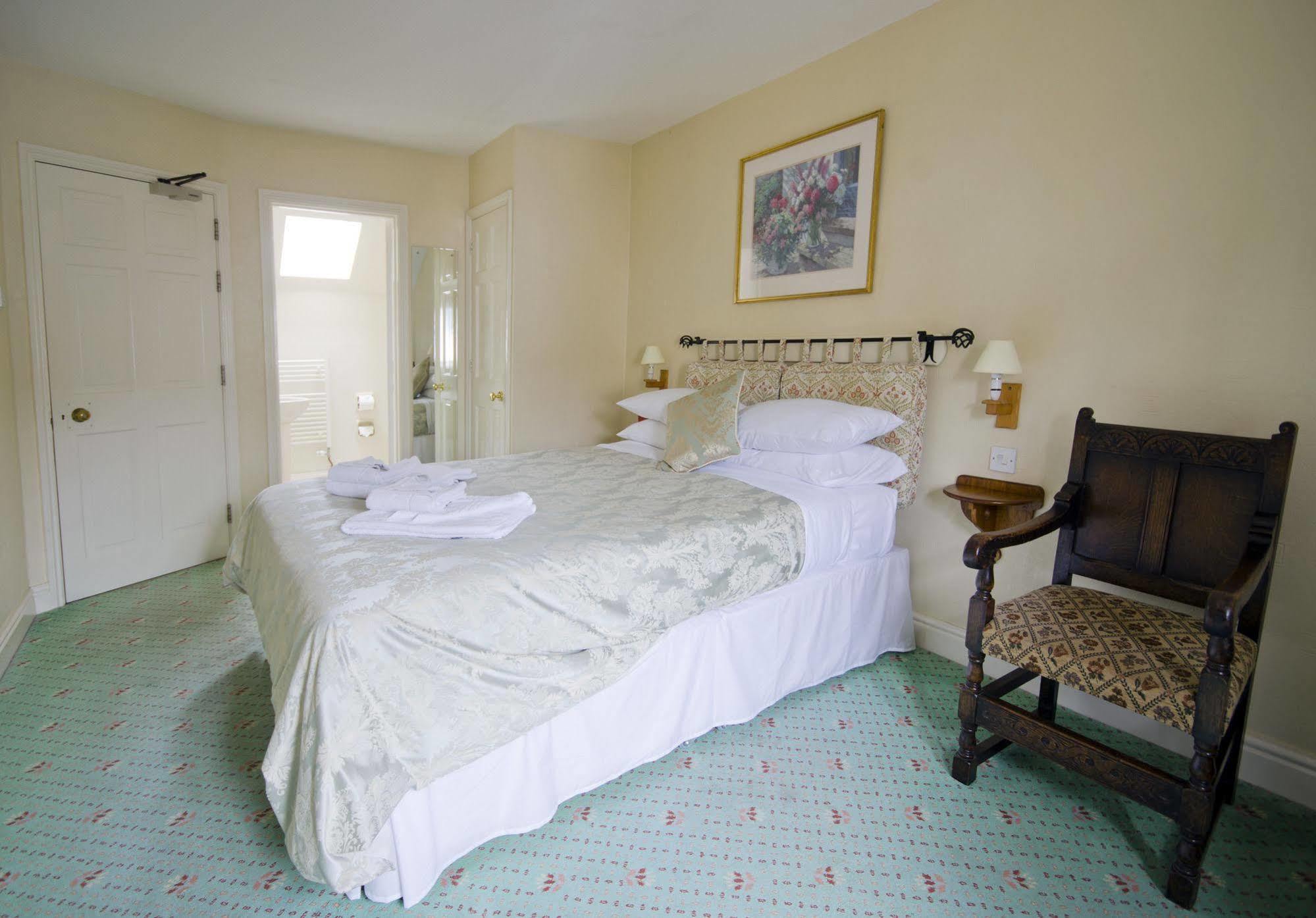 The Abbey Hotel & Apartments Bury St. Edmunds Extérieur photo
